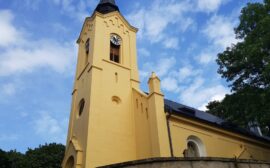 Kostel sv. Jiří, Luková - známý též jako strašidelný kostel