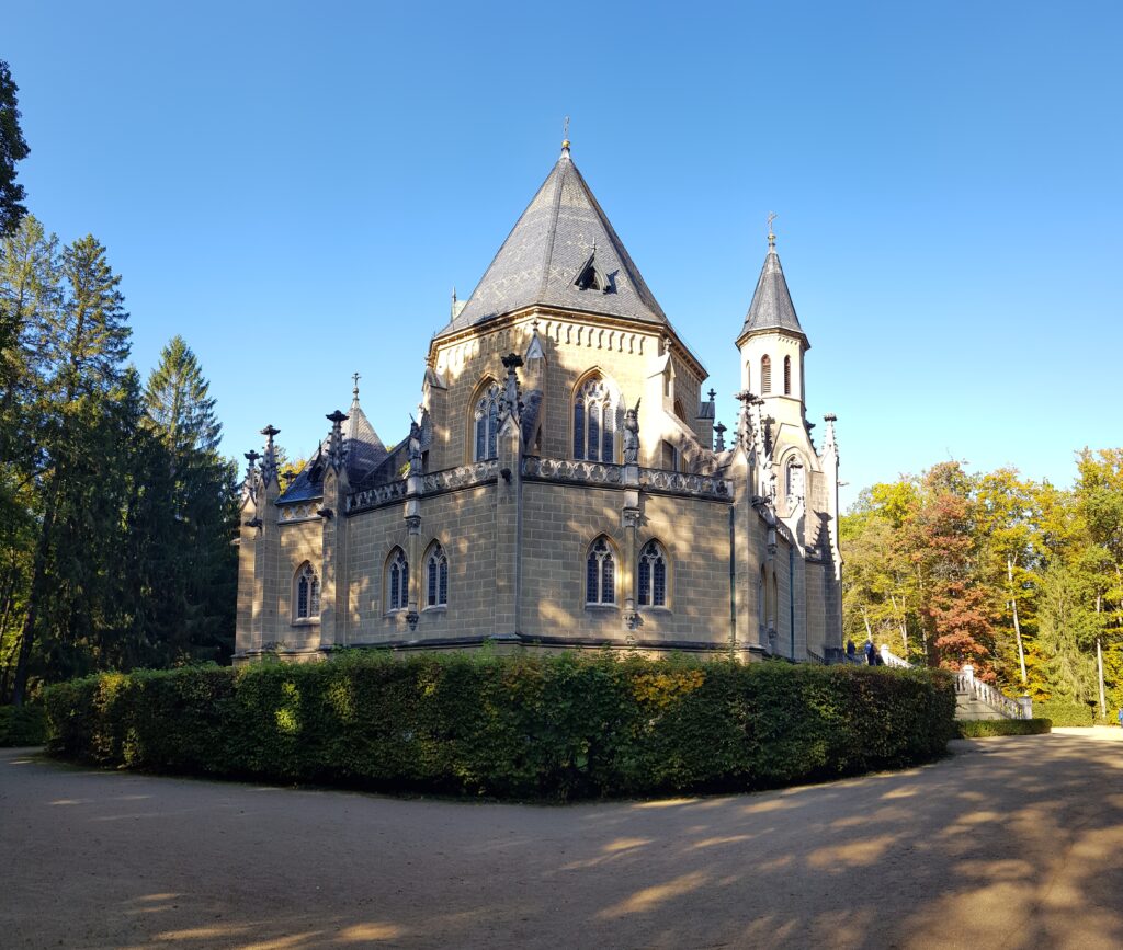 Schwarzenberská hrobka